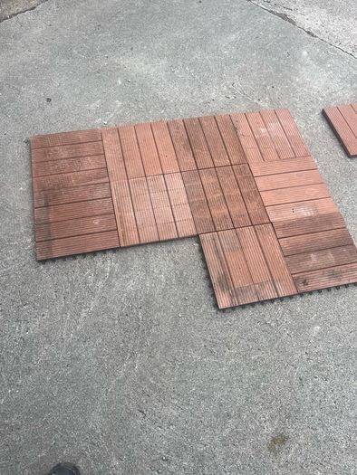 140 sq feet of interlocking composite decking