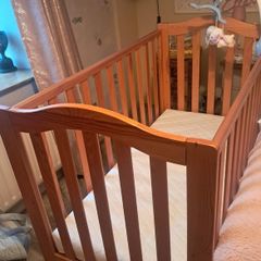 baby cot