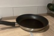 Non stick pan from Amway