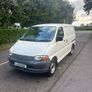 Toyota Hiace Image 2