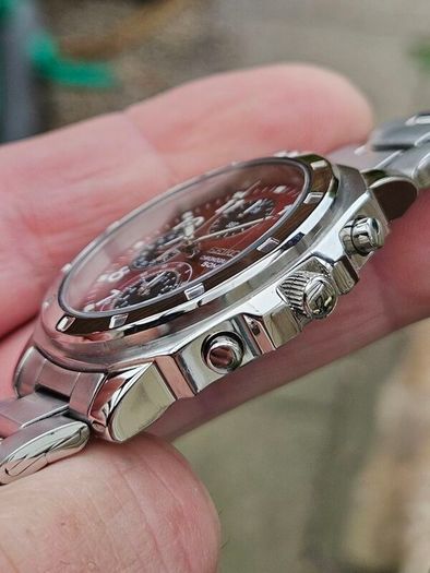 Watch Seiko Chronograph Quartz.