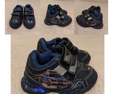 Kids Trainers With flashing Lights, New