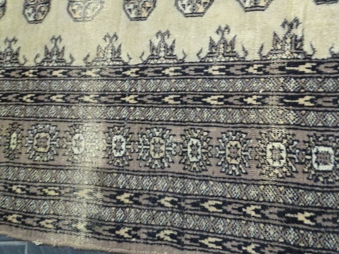 P.ersian Buchara Rug 2.85 x 1.90m (BUC12)