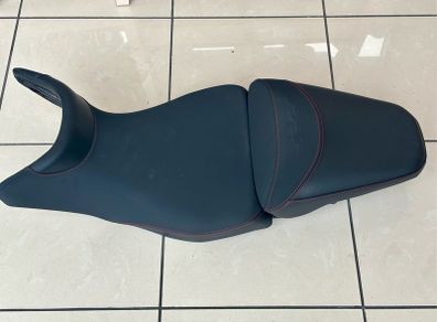 Honda NT1100 Comfort seats for driver and pillion