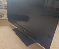 Television 32 inch LG