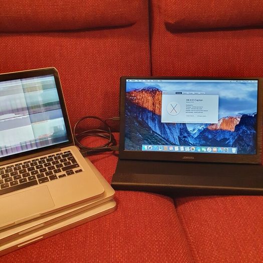 3 Macbook pro Apple laptops - parts or fix- all 3 for 120