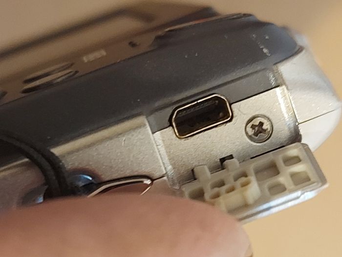 Nikon Coolpix S3600, 8 x wide Zoom, 20.1 Megapixels,  working great, battery is charged but does not come with charger, no memory card, very good condition