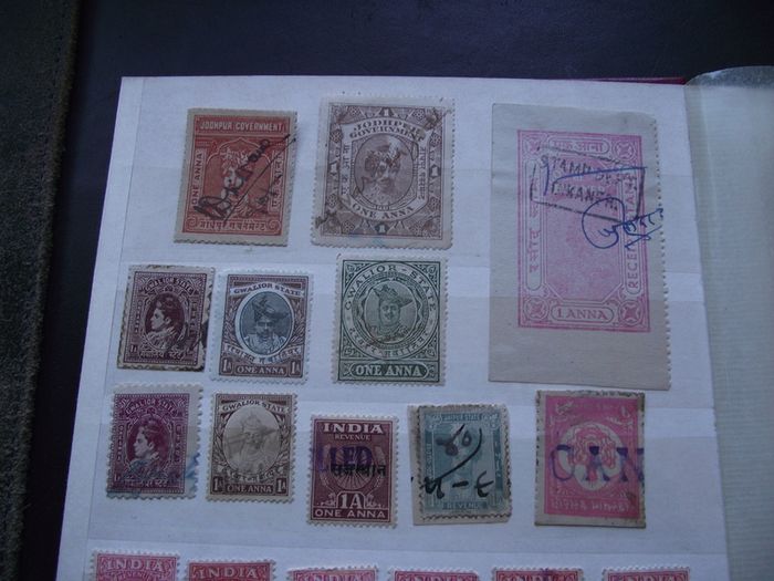A nice collection of Stamps from India, presented in the album