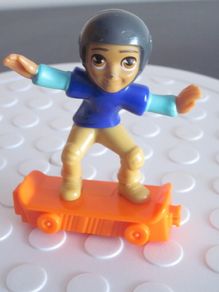 Burger King Polly Pocket Skateborder Toy 2019