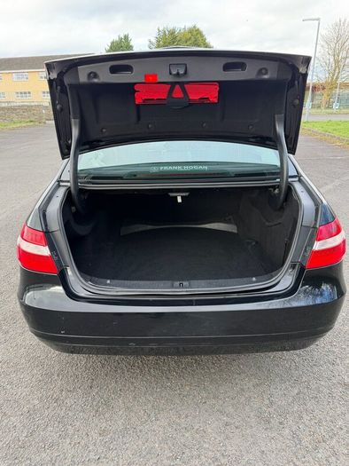 Mercedes E200 2011