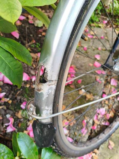 Giant Expression Hybrid Bicycle, fully working