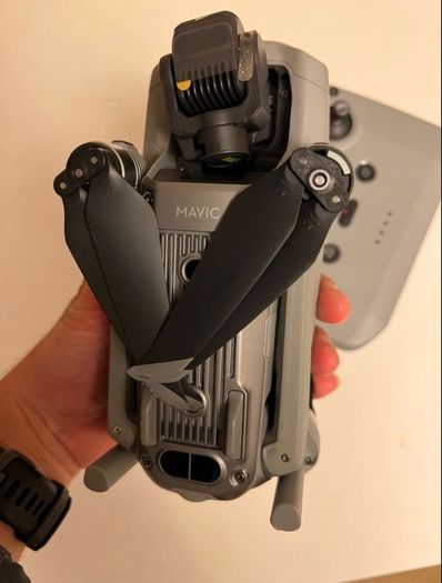 DJI Mavic Air 2 Fly More Combo