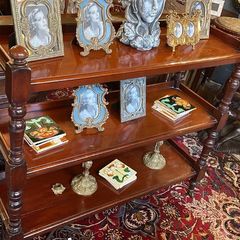 Mahogany dumb waiter