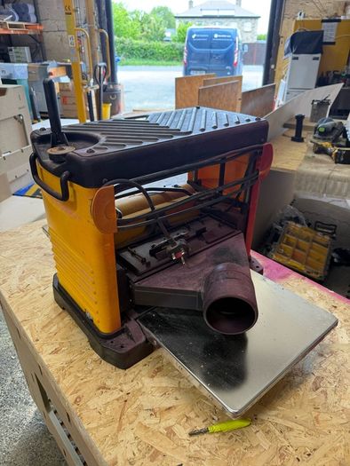 Dewalt DW733