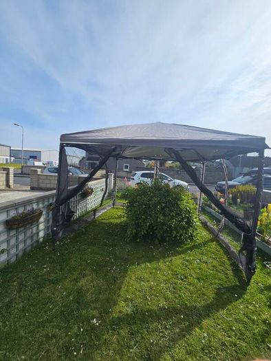 pop up gazebo