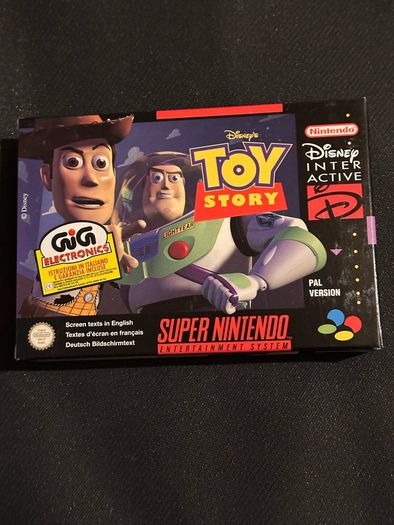 Super Nintendo retro console + games Mario