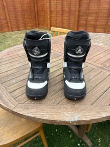 Unisex VANS Snowboarding boots. Size US 8 = EU41/42