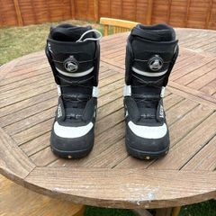 Unisex VANS Snowboarding boots. Size US 8 = EU41/42