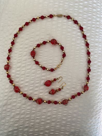 Murano Glass Necklace, Bracelet and Earring Set