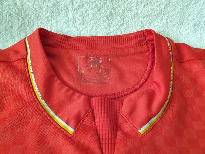 Liverpool Football Club Home Jersey 2015 to 2016 Childrens Extra Large New Balance YXL