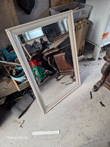 Bevelled edge heavy mirrorBevelled edge heavy mirror