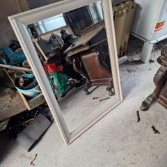Bevelled edge heavy mirrorBevelled edge heavy mirror