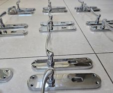 9 set's of chrome door handles