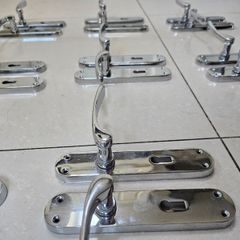 9 set's of chrome door handles