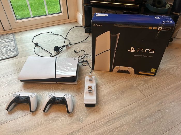 PS5 boxed like new