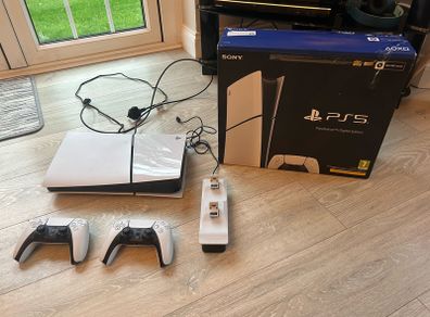 PS5 boxed like new