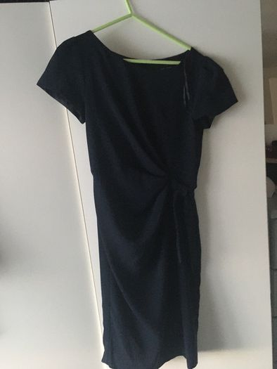 Ladies stunning navy dress size 8