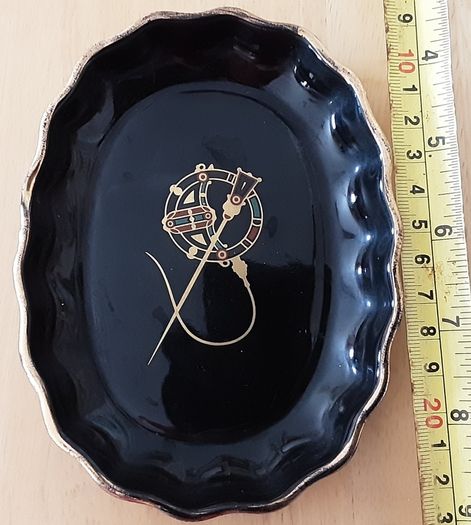 Arklow pottery trinket dish,
