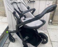 Nuna Demi Grow pushchair