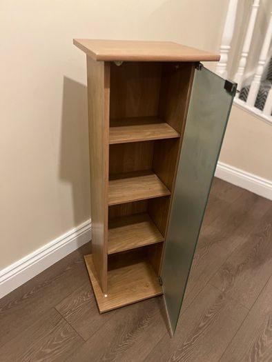 Cabinet slim