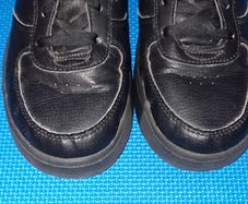 Boys Skechers school shoes/runners