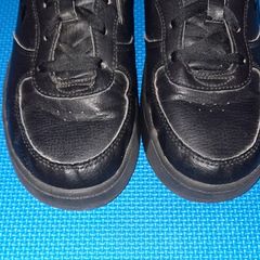Boys Skechers school shoes/runners