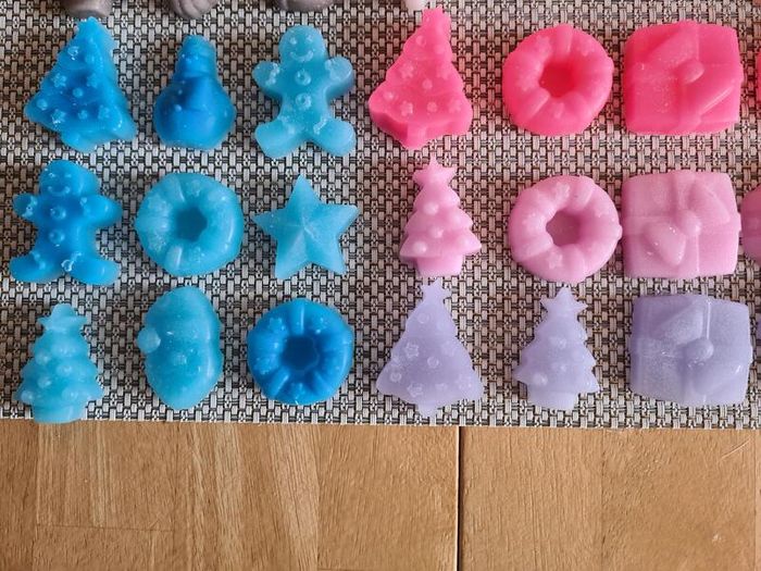 Homemade Christmas wax melts