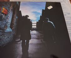 IRISH PRESS- Moving Hearts - Dark end of the Street - 1983 vinyl LP