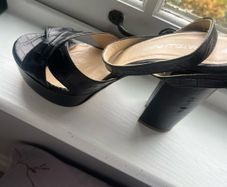 Black Platform Heel