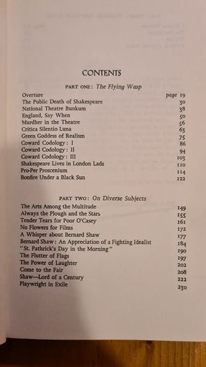 Sean O Casey Selected Writings. The Green Crown 1987. Paperback In Good Condition. .