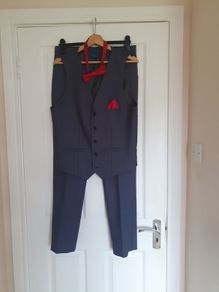 Benetti suit ( Tailored fit)