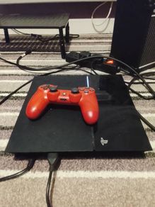 Ps4 and Controller