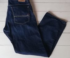 Tommy hilfiger navy denim ryder Winslow worn men's jeans W38 L30