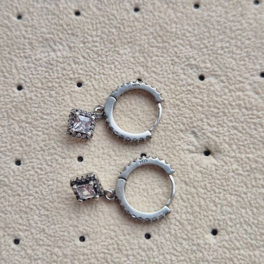 Small round earrings with square drop sterling silver s925 very good condition