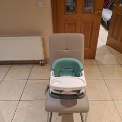 Baby booster seat