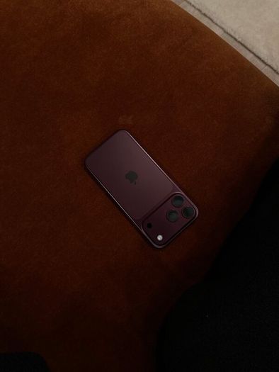 iPhone 18 pro max 512 GB Burgundy