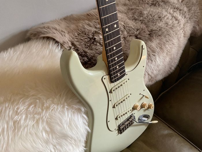 Fender Classic Player '60s Stratocaster - Custom Shop Designed