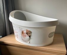 Shnuggle toddler Bath
