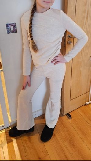 River Island Girls 2 piece beige set - 11-12yrs