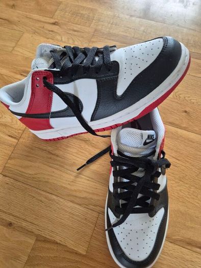 Nike Dunk Low Youth Size 6.5Y